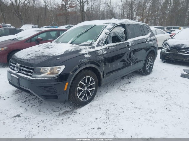 Продаж на аукціоні авто 2019 Volkswagen Tiguan 2.0t Se/2.0t Sel/2.0t Sel R-line/2.0t Sel R-line Black, vin: 3VV2B7AX8KM183236, номер лоту: 44518005