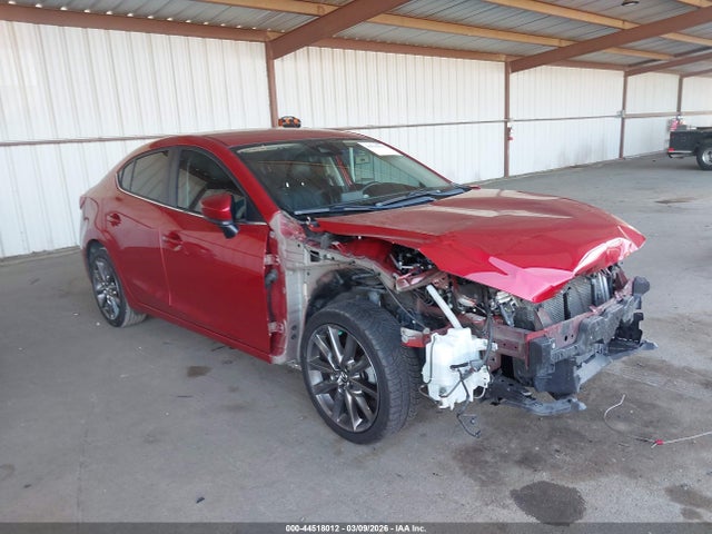 3MZBN1V36JM183175 Mazda Mazda3 Touring