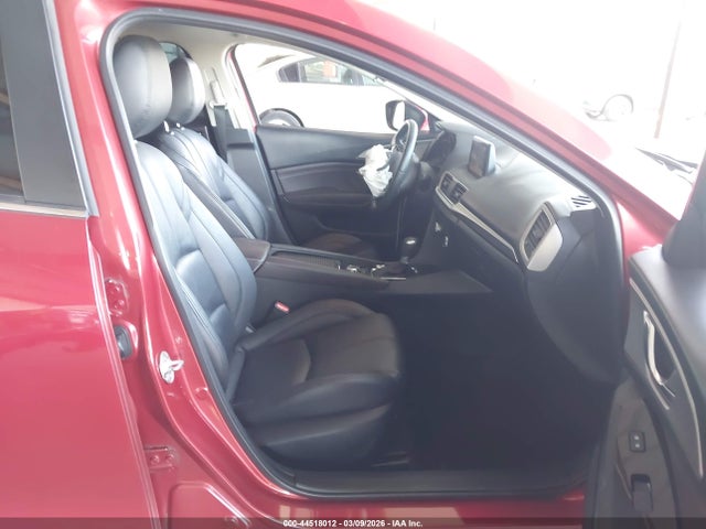 3MZBN1V36JM183175 Mazda Mazda3 Touring