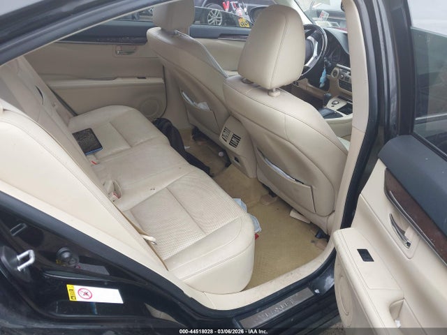 2014 Lexus Es 350 მანქანა იყიდება აუქციონზე, vin: JTHBK1GG1E2116748, აუქციონის ნომერი: 44518028