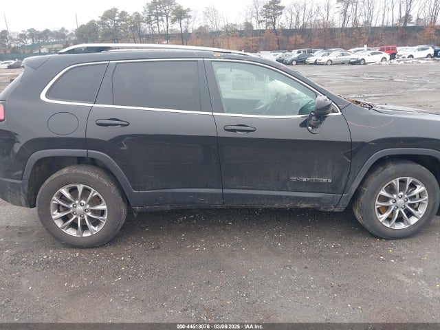 44518076 :رقم المزاد ، 1C4PJMLB3MD115609 vin ، 2021 Jeep Cherokee Latitude Plus 4x4 مزاد بيع