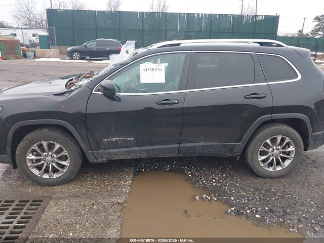 44518076 :رقم المزاد ، 1C4PJMLB3MD115609 vin ، 2021 Jeep Cherokee Latitude Plus 4x4 مزاد بيع
