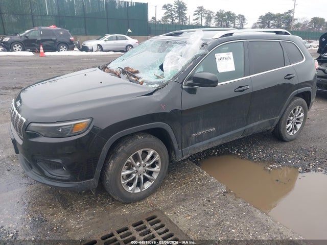 44518076 :رقم المزاد ، 1C4PJMLB3MD115609 vin ، 2021 Jeep Cherokee Latitude Plus 4x4 مزاد بيع