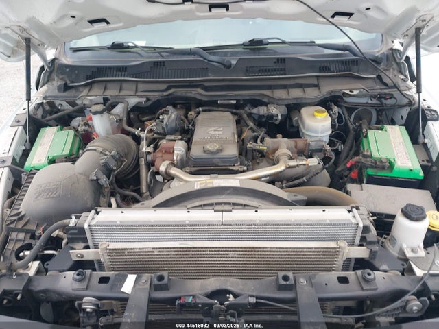 44518092 :رقم المزاد ، 3C63RRJLXHG566164 vin ، 2017 Ram 3500 Laramie  4x4 8' Box مزاد بيع