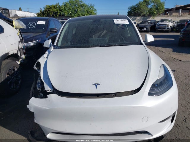 7SAYGDEF9NF551011 Tesla Model Y Performance Dual Motor All-wheel Drive