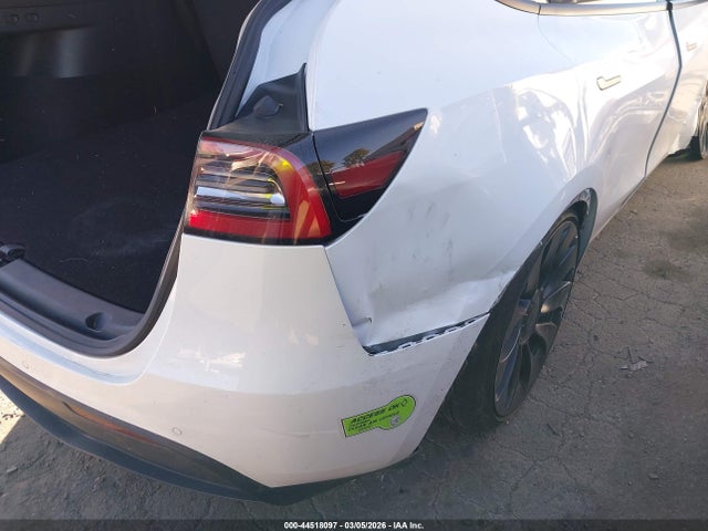7SAYGDEF9NF551011 Tesla Model Y Performance Dual Motor All-wheel Drive
