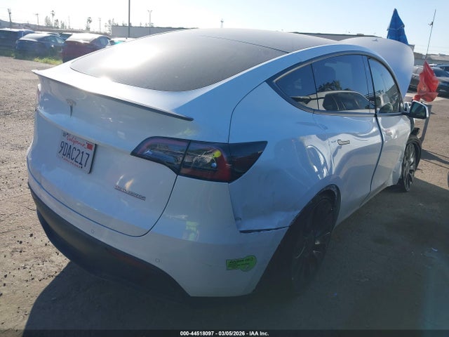 7SAYGDEF9NF551011 Tesla Model Y Performance Dual Motor All-wheel Drive