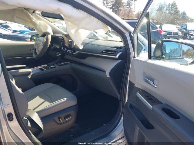 Продаж на аукціоні авто 2023 Toyota Sienna Xle, vin: 5TDYRKEC1PS164078, номер лоту: 44518105