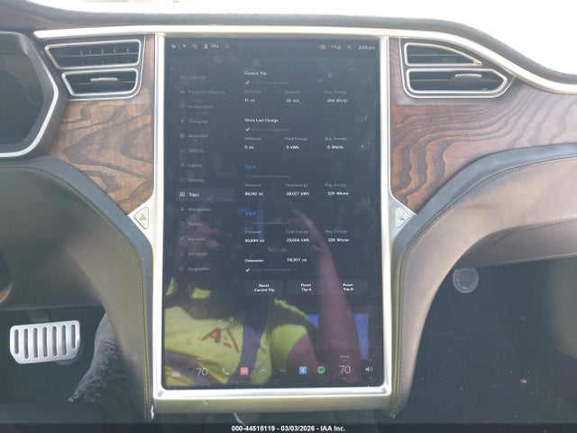 44518119 :رقم المزاد ، 5YJSA1E24HF202830 vin ، 2017 Tesla Model S 100d/60d/75d/90d/p100d مزاد بيع