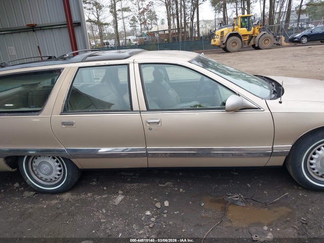 Aukcja sprzedaży 1996 Buick Roadmaster Limited, vin: 1G4BR82P3TR405854, numer aukcji: 44518140