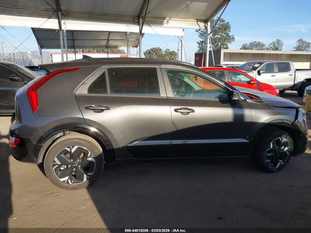 KNDCR3L11R5121242 KIA Niro Ev Wind
