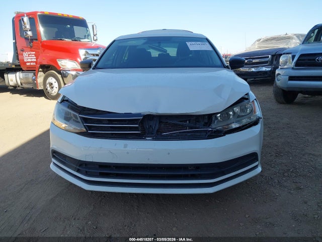 3VW267AJXGM361120 Volkswagen Jetta 1.4t S