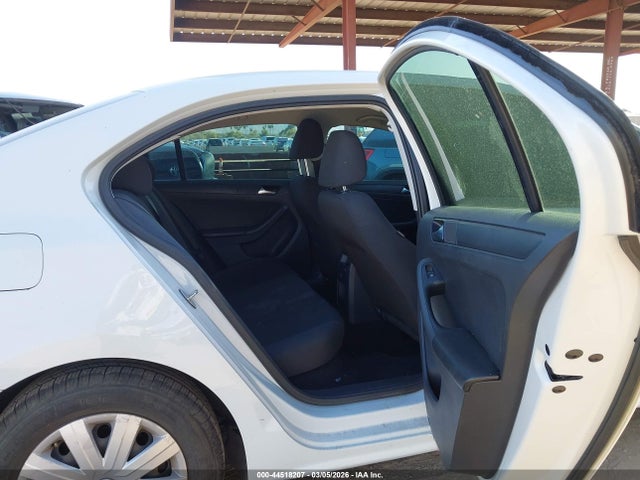 3VW267AJXGM361120 Volkswagen Jetta 1.4t S