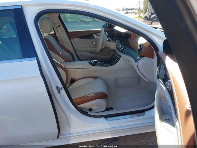 Продажа на аукционе авто 2019 Mercedes-benz E 300 4matic, vin: WDDZF4KB3KA602275, номер лота: 44518247