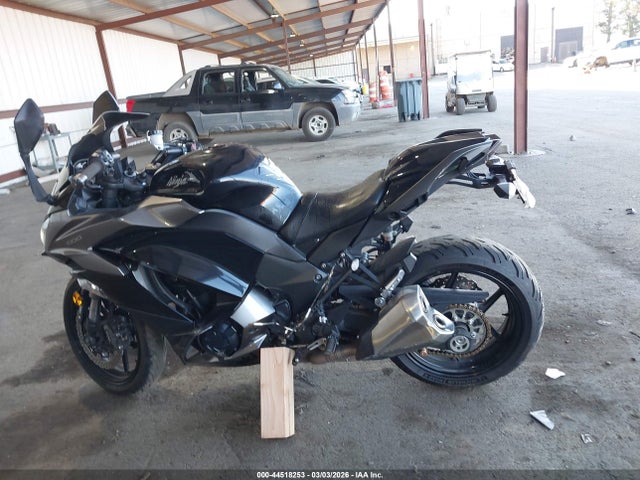 JKAZXCW17HA005247 Kawasaki Zx1000 W