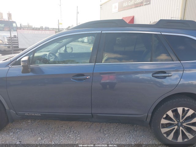 Subaru Outback 2.5i Limited 2015 4S4BSBNC7F3256270 Image 14