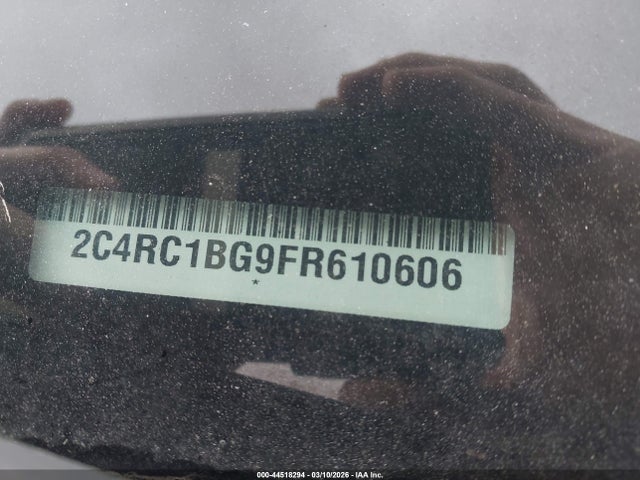 44518294 :رقم المزاد ، 2C4RC1BG9FR610606 vin ، 2015 Chrysler Town & Country Touring مزاد بيع