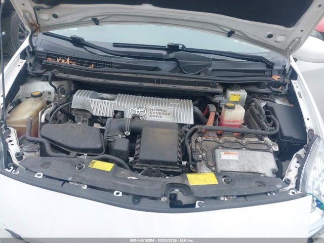 44518304 :رقم المزاد ، JTDKN3DU0B5331658 vin ، 2011 Toyota Prius Three مزاد بيع