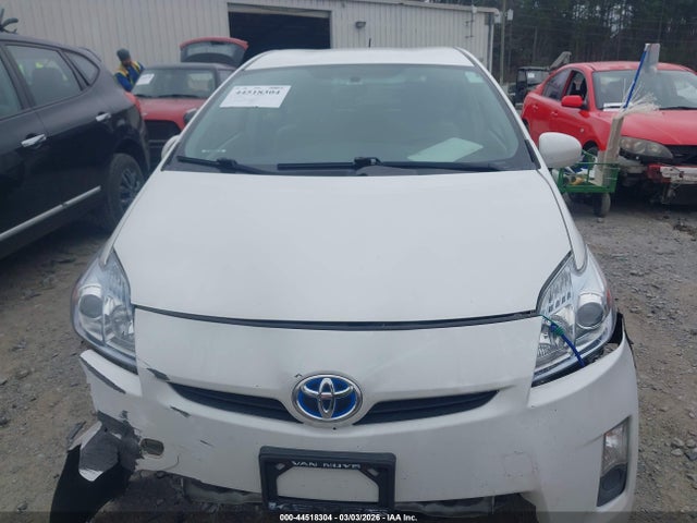 44518304 :رقم المزاد ، JTDKN3DU0B5331658 vin ، 2011 Toyota Prius Three مزاد بيع