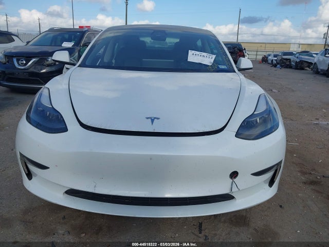 44518322 :رقم المزاد ، 5YJ3E1EA0NF376566 vin ، 2022 Tesla Model 3 Rear-wheel Drive مزاد بيع