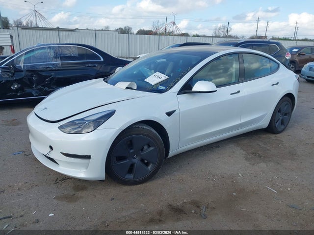 44518322 :رقم المزاد ، 5YJ3E1EA0NF376566 vin ، 2022 Tesla Model 3 Rear-wheel Drive مزاد بيع