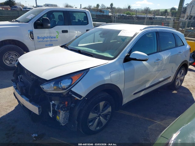 KIA Niro Plug-in Hybrid Ex 2019 KNDCD3LD4K5303872 Image 2