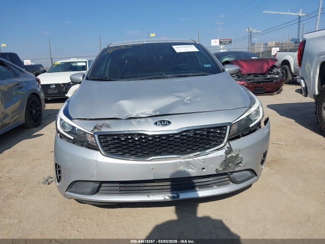 KIA FORTE LX 2017 3KPFL4A78HE008158 Image 12