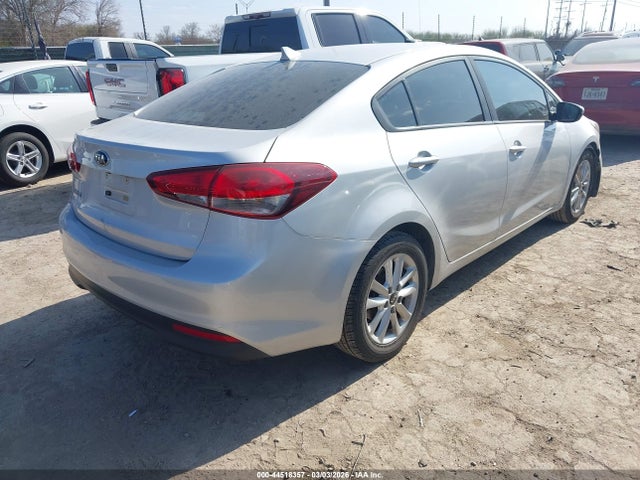 KIA FORTE LX 2017 3KPFL4A78HE008158 Image 4