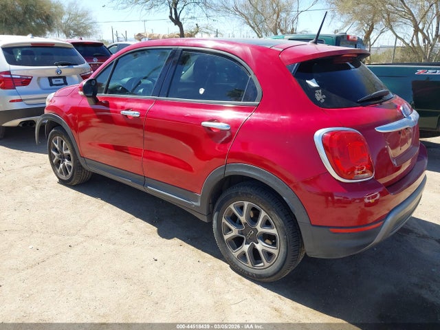 2016 FIAT 500X ZFBCFYCT0GP329197 Photo 2