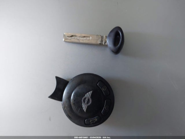 2009 MINI COOPER S WMWMS33589TG89933 Photo 10