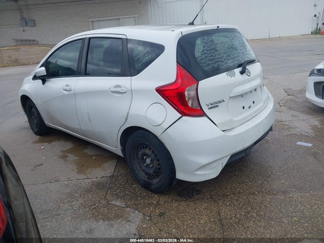 2017 NISSAN VERSA NOTE 3N1CE2CP2HL363162 Photo 2