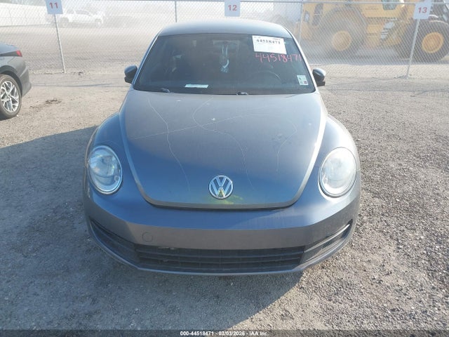 2015 Volkswagen Beetle 1.8t მანქანა იყიდება აუქციონზე, vin: 3VWJ07AT4FM604921, აუქციონის ნომერი: 44518471