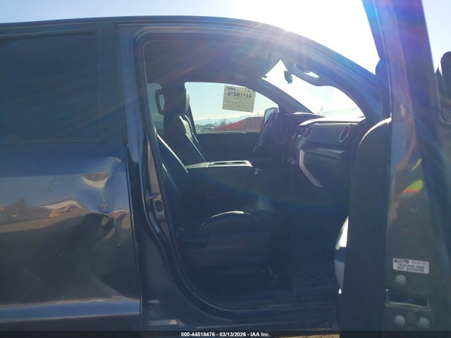 44518476 :رقم المزاد ، 5TFDY5F15JX713458 vin ، 2018 Toyota Tundra Sr5 5.7l V8 مزاد بيع