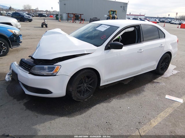 Volkswagen Jetta 2.0l S 2014 3VW2K7AJ3EM423157 Image 2