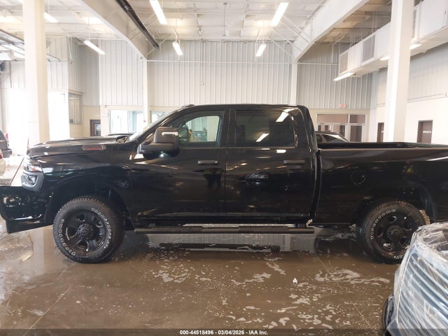 44518496 :رقم المزاد ، 3C6UR5CJ0TG257613 vin ، 2026 Ram 2500 Tradesman  4x4 6'4 Box مزاد بيع
