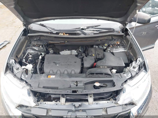 Продажа на аукционе авто 2017 Mitsubishi Outlander Es, vin: JA4AD2A3XHZ061578, номер лота: 44518503