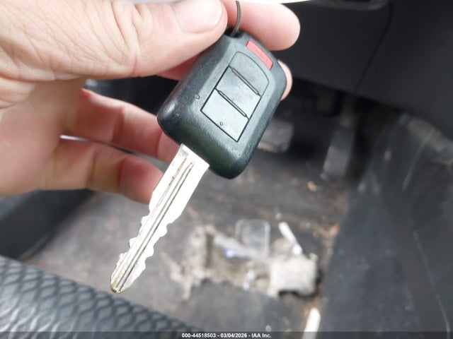 Продажа на аукционе авто 2017 Mitsubishi Outlander Es, vin: JA4AD2A3XHZ061578, номер лота: 44518503