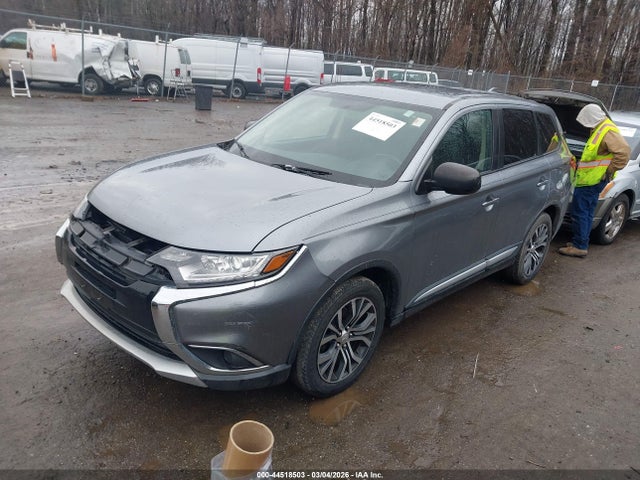 Продажа на аукционе авто 2017 Mitsubishi Outlander Es, vin: JA4AD2A3XHZ061578, номер лота: 44518503
