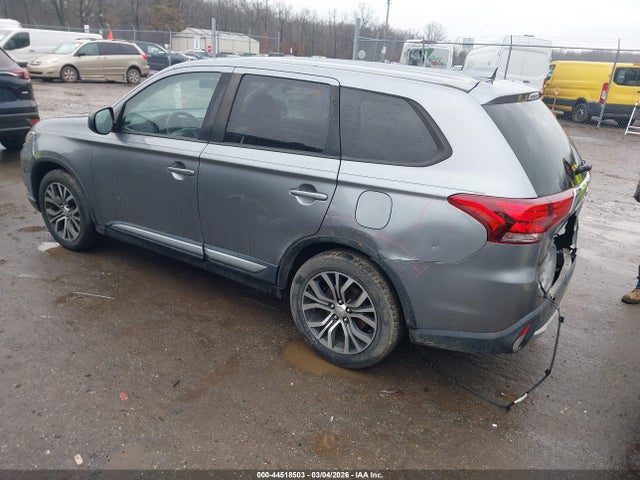 Продажа на аукционе авто 2017 Mitsubishi Outlander Es, vin: JA4AD2A3XHZ061578, номер лота: 44518503