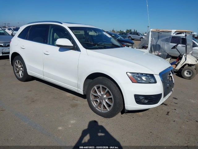 2011 AUDI Q5 WA1LFAFP2BA064733 Photo 0