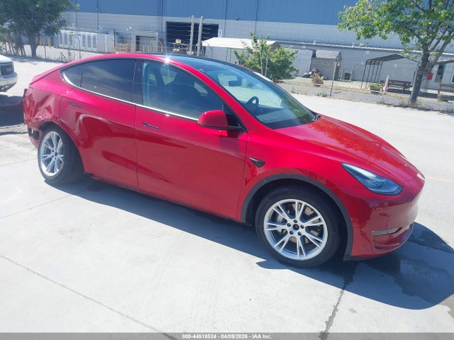 2021 TESLA MODEL Y 5YJYGDEE2MF070794