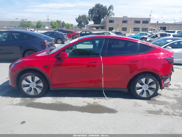 Продаж на аукціоні авто 2021 Tesla Model Y Long Range Dual Motor All-wheel Drive, vin: 5YJYGDEE2MF070794, номер лоту: 44518524