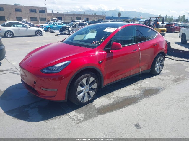 2021 TESLA MODEL Y 5YJYGDEE2MF070794 Photo 1