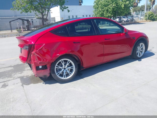2021 TESLA MODEL Y 5YJYGDEE2MF070794 Photo 3