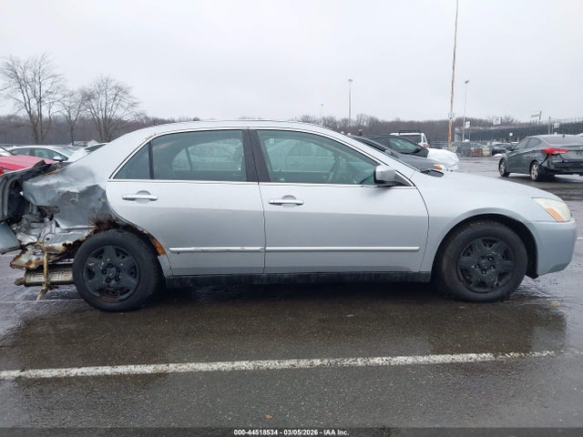Продажа на аукционе авто 2005 Honda Accord 2.4 Lx, vin: 1HGCM56445A112781, номер лота: 44518534