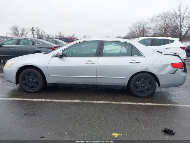 Продажа на аукционе авто 2005 Honda Accord 2.4 Lx, vin: 1HGCM56445A112781, номер лота: 44518534