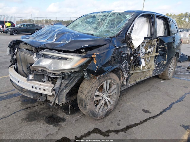 2017 HONDA PILOT 5FNYF5H31HB010966 Photo 1