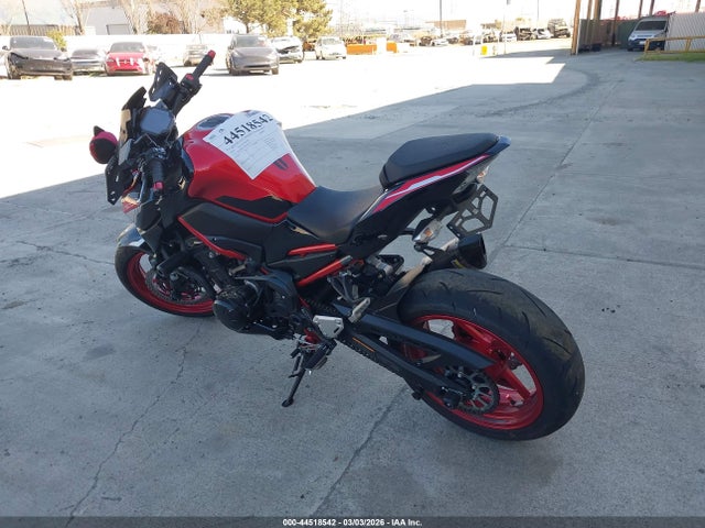 ML5ZRDF14RDA69717 Kawasaki Zr900 F