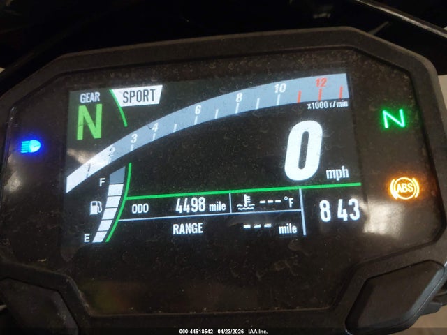 ML5ZRDF14RDA69717 Kawasaki Zr900 F