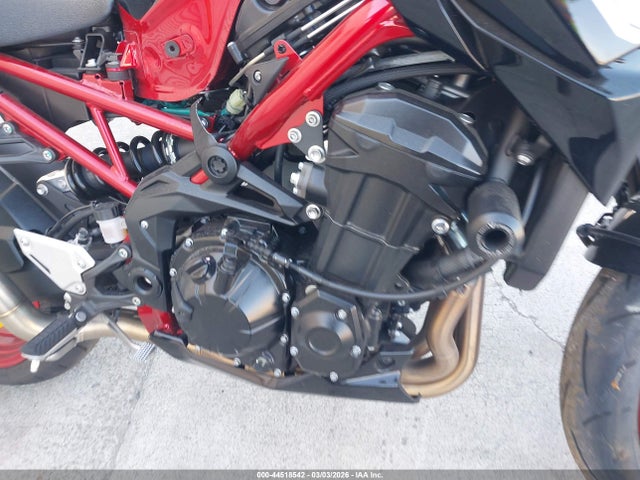 ML5ZRDF14RDA69717 Kawasaki Zr900 F